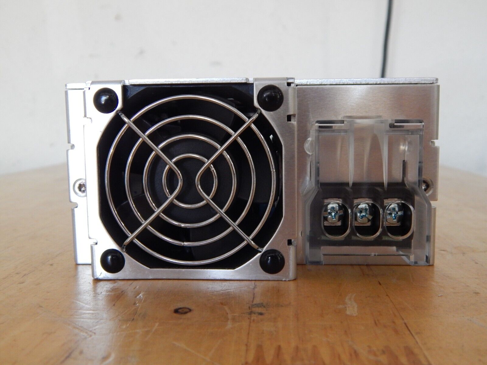TDK-LAMBDA Vega-Lite 550 V501CYF Power Supply, NEW, 3 in stock, USA TDK-LAMBDA Vega-Lite 550 V501CYF Power Supply, NEW, 3 in stock, USA